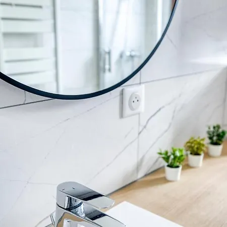 Apartment Le Bouvard - Mycosyapart, Gare 100m, Netflix